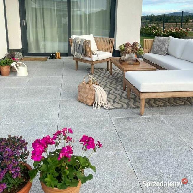 Płytki Granit G603 New Bianco Cristal płomieniowany 60x60x2 cm