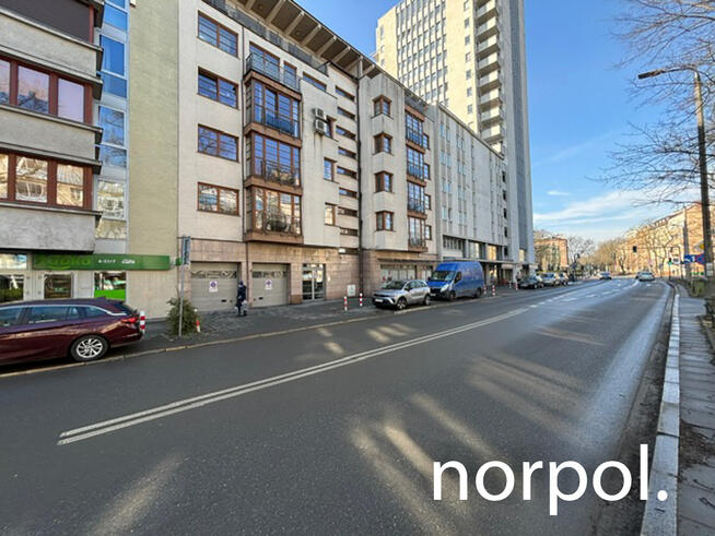 Jasne i przestronne mieszkanie z dwoma sypialniami + garaż, Kazimierza Wielkiego