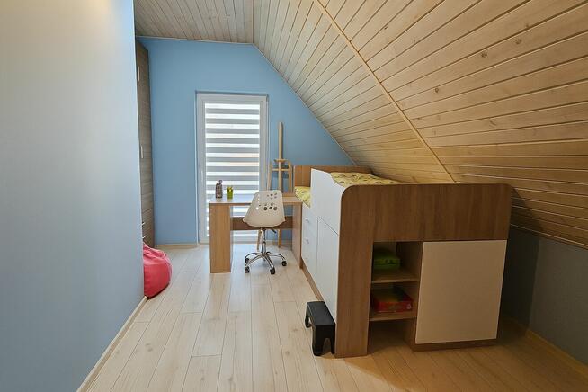 Uroczy dom jednorodzinny w zielonej okolicy, blisko Wadowic