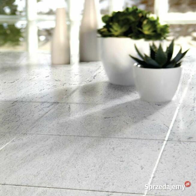 Płytki Granit Cielo de Marfil płomieniowany 60x60x2 cm