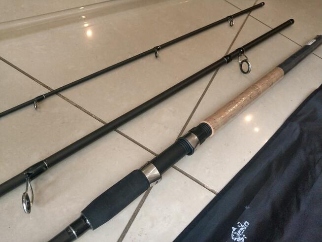 FL Sakana Hanta Ultra Feeder 3,60m c.w. do 120g węglowy