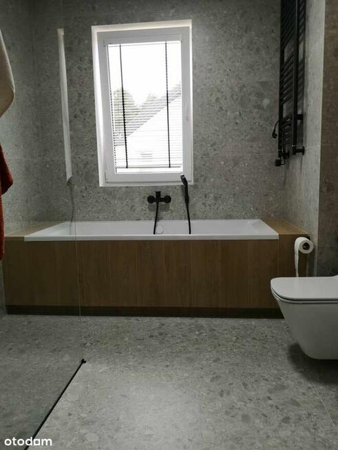 Dom w zabudowie bliźniaczej z garażem. Laszczki gmina Nadarzyn