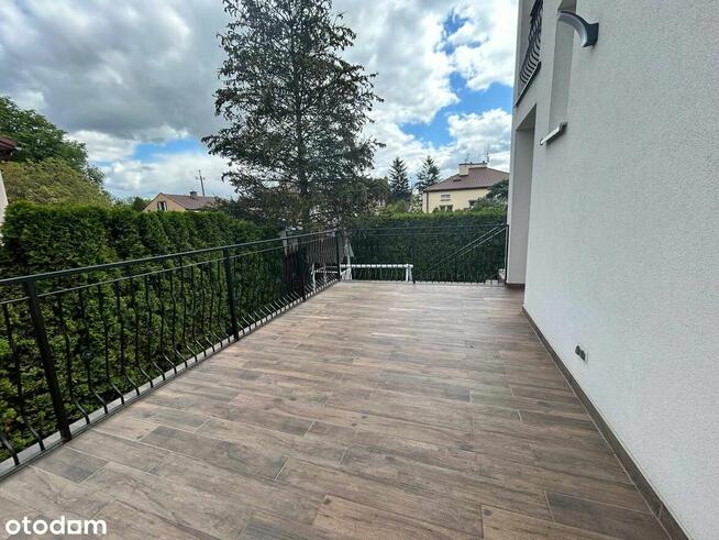 Przestronny dom bliźniak – Pruszków Żbików