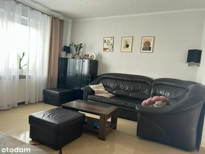 Przestronny dom bliźniak – Pruszków Żbików