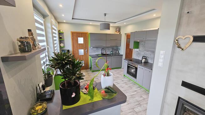 Uroczy dom jednorodzinny w zielonej okolicy, blisko Wadowic