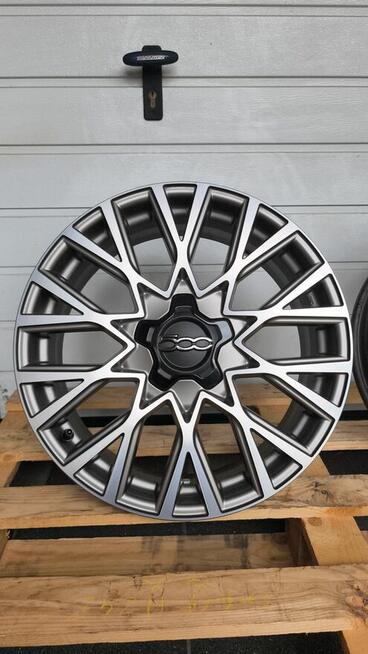 Felgi aluminiowe Fiat 500 X 18 5x110 Et40 (OL654F)