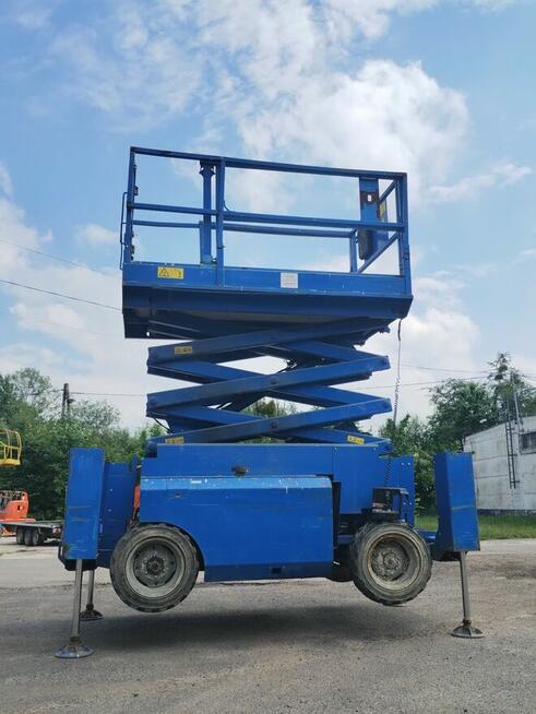 Genie GS-3268 - 12 m - podnośnik nożycowy