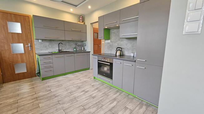 Uroczy dom jednorodzinny w zielonej okolicy, blisko Wadowic