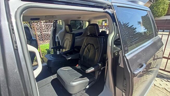 Sprzedam/Zamienię Chrysler Pacyfika 2017 Touring L