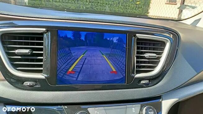 Sprzedam/Zamienię Chrysler Pacyfika 2017 Touring L