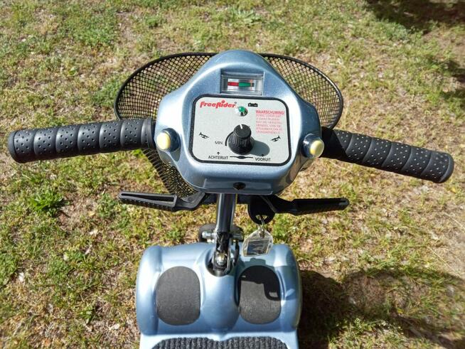 Sprzedam wozek inwalidzki elektryczny czterokolowy