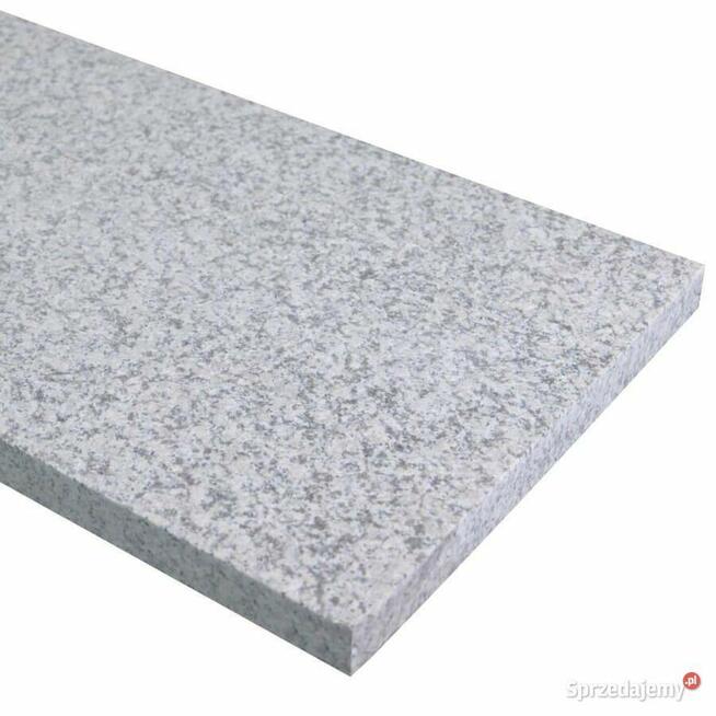 Stopień granitowy G602 Bianco Sardo płomieniowany 150x33x3 cm