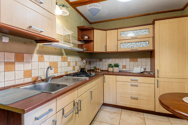 Obiekt eventowy z noclegami i salą bankietkową