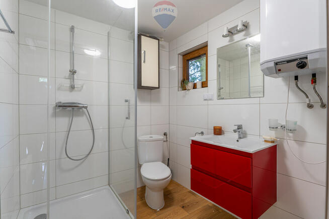 Obiekt eventowy z noclegami i salą bankietkową