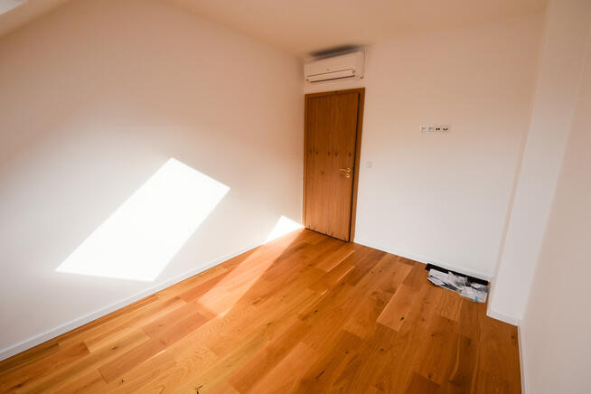 Nowoczesny inteligentny Bliźniak zmiana ceny