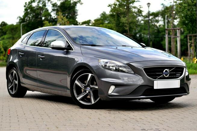 Volvo V40 1.6 Hdi 115 KM R-Design Digital Led