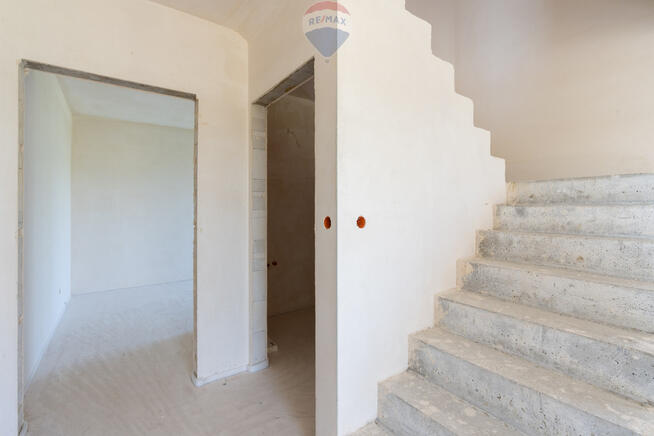 Wyjątkowy funkcjonalny dom, duża działka, obok las