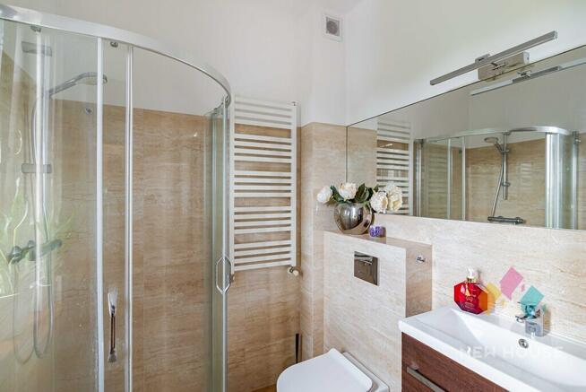 Bartąg, przytulny dom z widokiem na jezioro