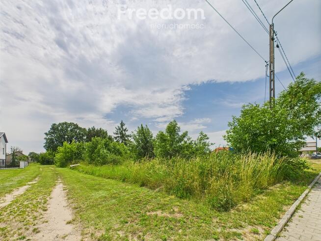 Atrakcyjna działka 4501 m² – Gózd.