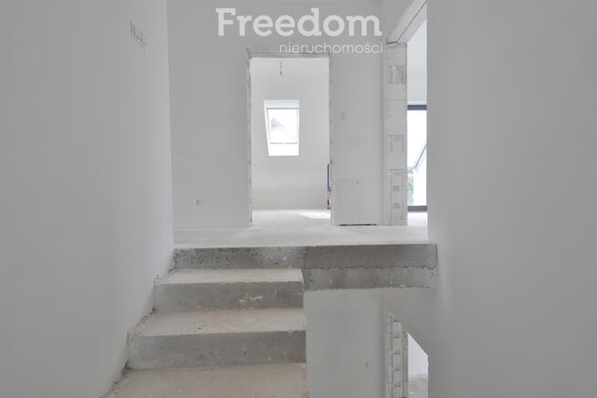 Dom wolnostojący nowy - Osiedle Europejskie