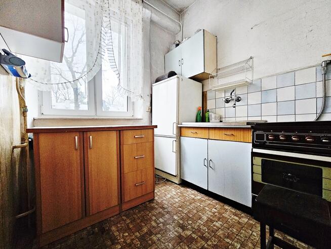 Poniatowa - kawalerka do remontu 32m2