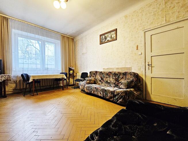 Poniatowa - kawalerka do remontu 32m2