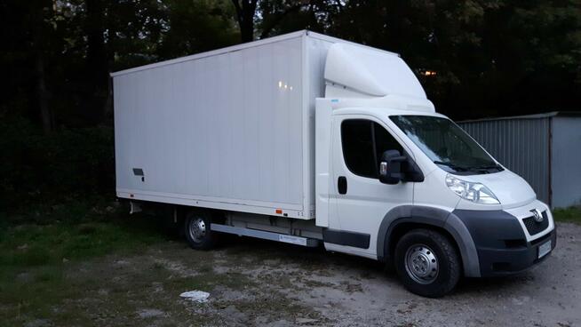 Wywóz mebli śmieci odpadów budowlanych Opróżnianie mieszkań