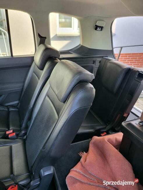 VW TOURAN 2.0TDI ,7-osobowy , HAK , WEBASTO