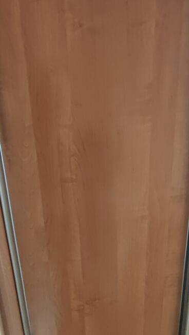 Szafa przesuwna w zabudowie 3 drzwiowej używana