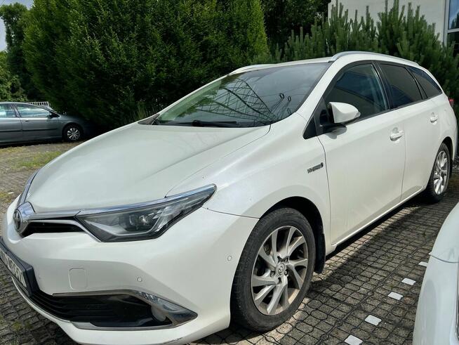 Toyota Auris Hybris 2016 r. Fv VAT, pierwszy właściciel