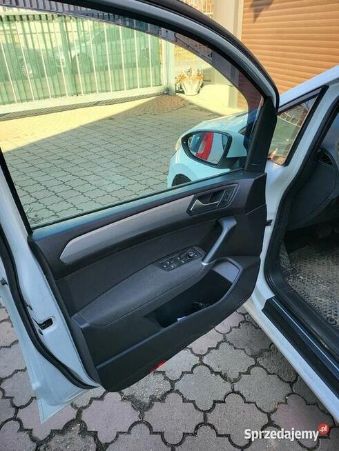 VW TOURAN 2.0TDI ,7-osobowy , HAK , WEBASTO