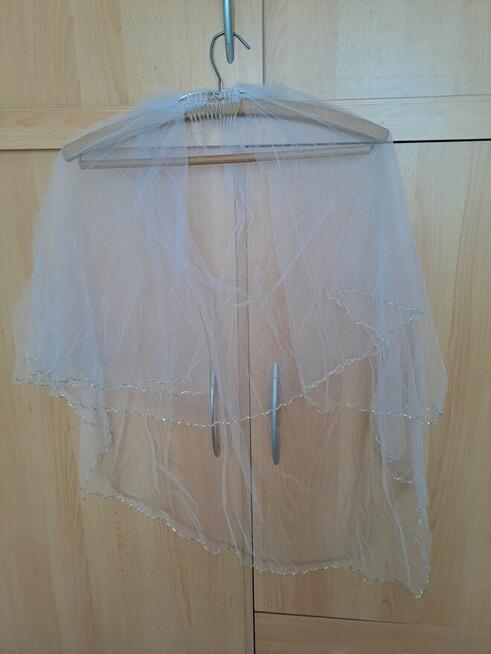 Piękna suknia ślubna Amaretta + 2 halki + bolerko +szelki