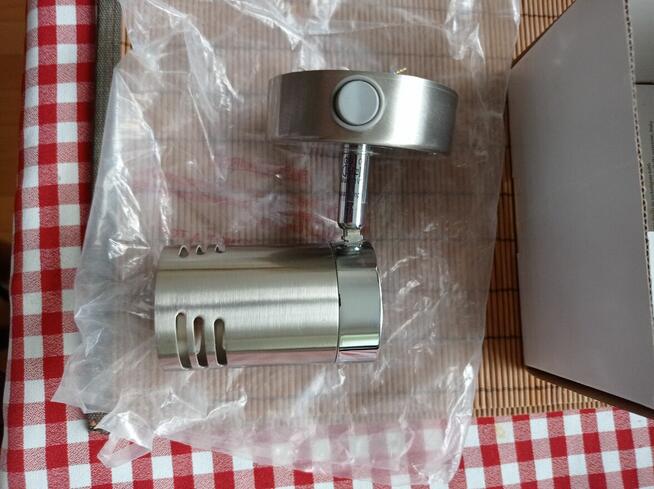 Kinkiet, lampka natynkowa