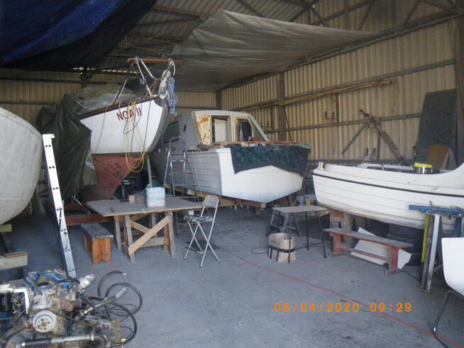 Kabinowa łódź wędkarska w remoncie 6,7m.