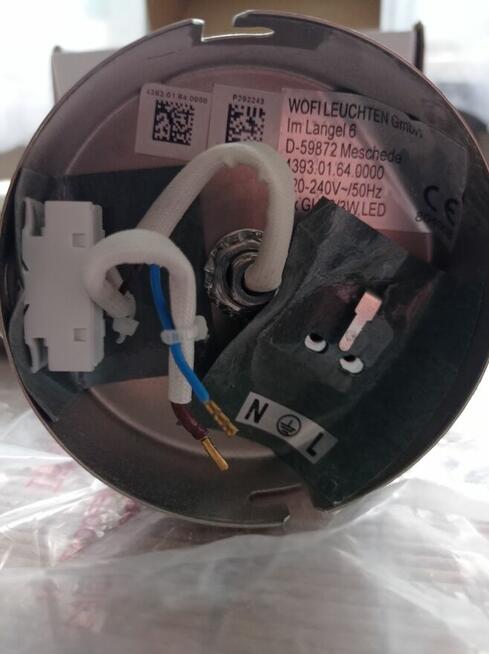 Kinkiet, lampka natynkowa