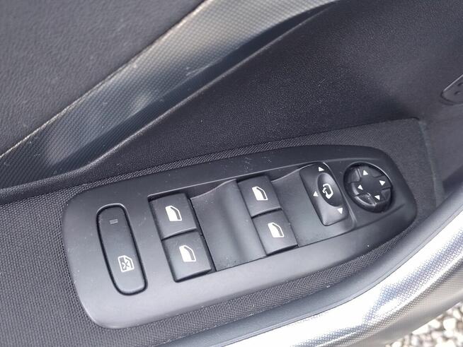 Sprzedam peugeot 2008