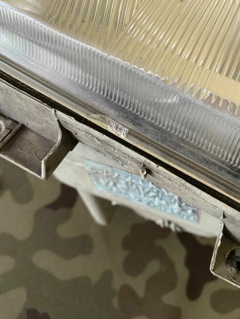 Lampa przednia prawa VW LT 35 Valeo (Dawca części)