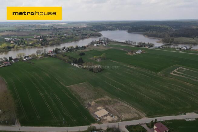 Działka budowlana nad jeziorem Radomno.