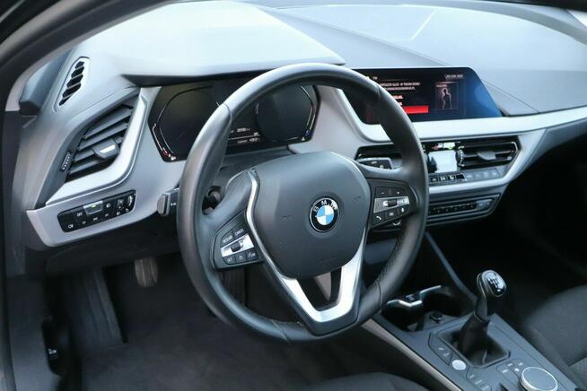 BMW 118 zarejestrowany,2020-PIERWSZA REJ, alu, parktronic, led