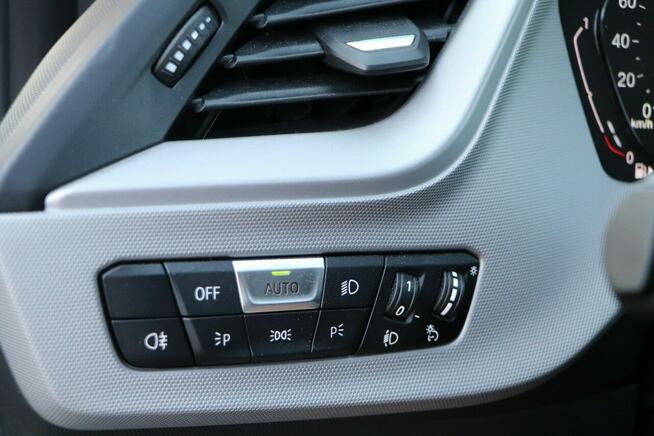 BMW 118 zarejestrowany,2020-PIERWSZA REJ, alu, parktronic, led