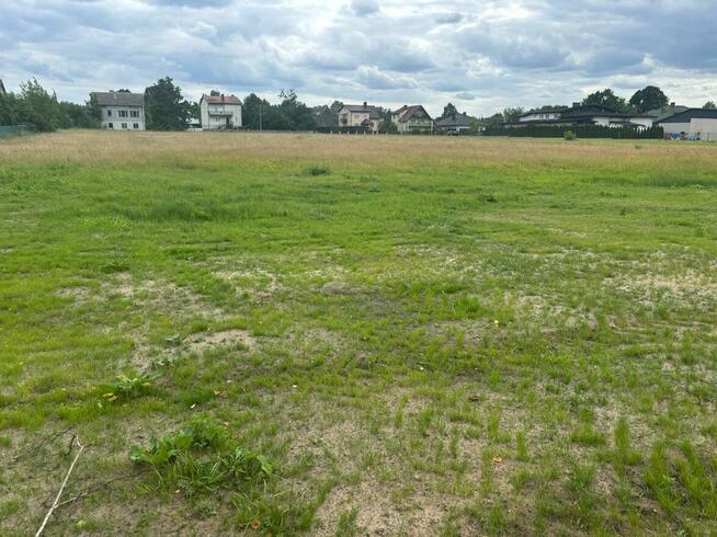 Duża zabudowana działka 3 707 m2 w mieście Brok, 330 000 zł