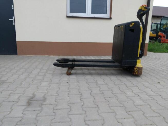 Wózek paletowy elektryczny YALE MP16