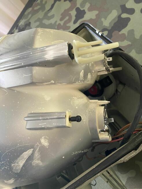 Lampa przednia prawa VW LT 35 Valeo (Dawca części)