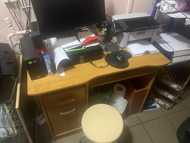 Meble sklepowe i magazynowe