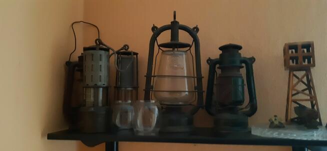 Stare lampy naftowe