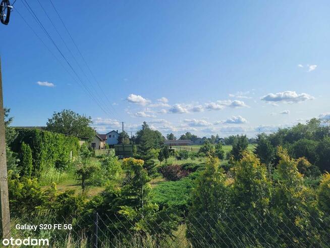 Sprzedam dom z dużą działką i budynkami gospodarczymi
