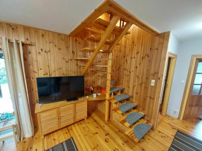 Dom Władysławów gm. Żabia Wola, Kwiatowa