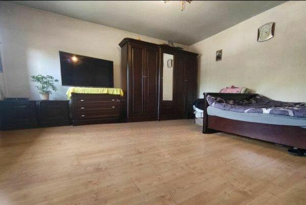 Dom Wola Pękoszewska gm. Kowiesy,