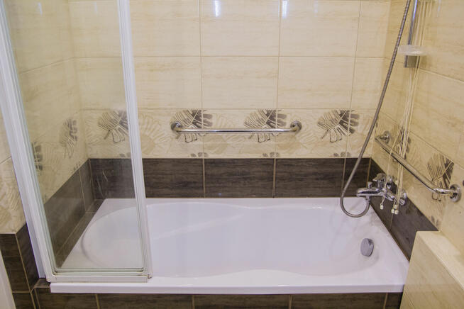 Stołeczna, centrum 3 pok 66,7 m2, cegła, dostępne 1 września