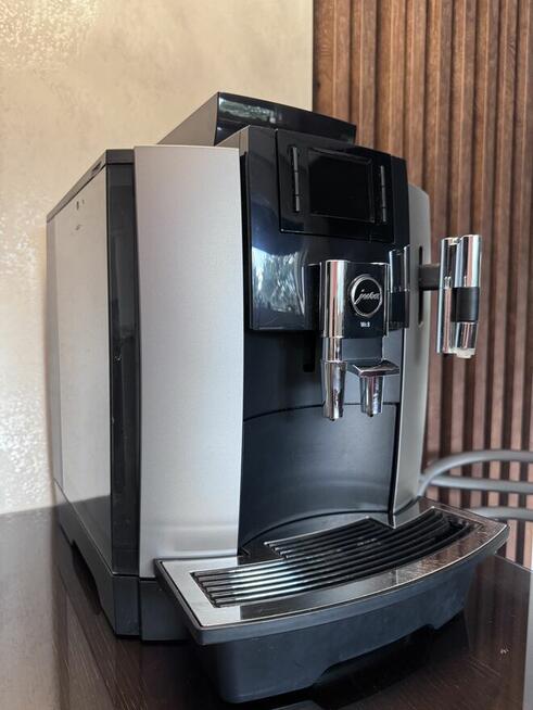 Ekspres automatyczny do kawy JURA WE8 Dark Inox